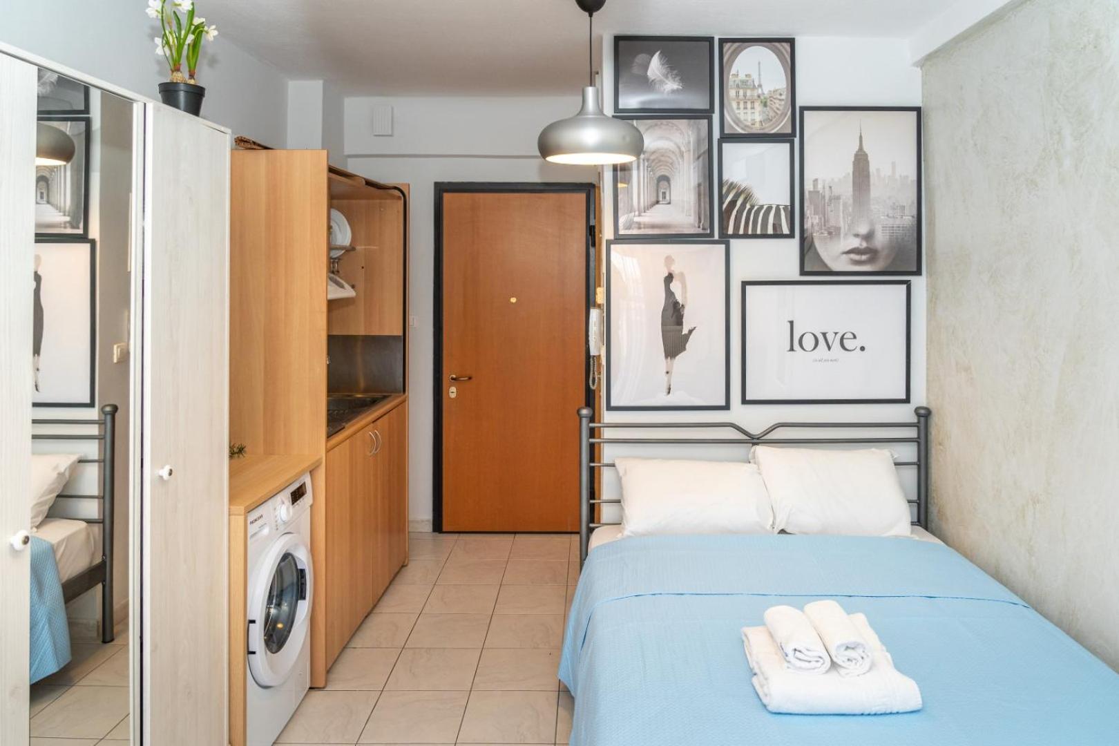 Kosmos Service Apartment Beautiful Studio 3 With Additional Cost Parking Tesalónica Exterior foto