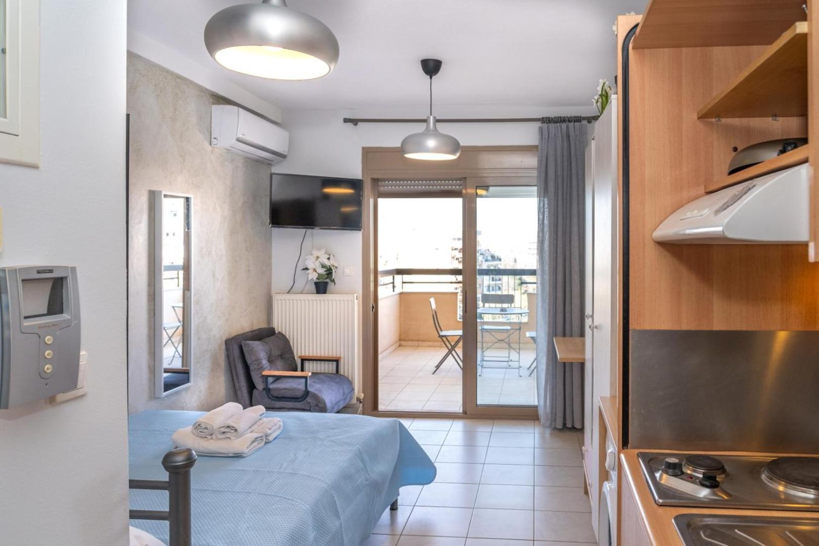 Kosmos Service Apartment Beautiful Studio 3 With Additional Cost Parking Tesalónica Exterior foto