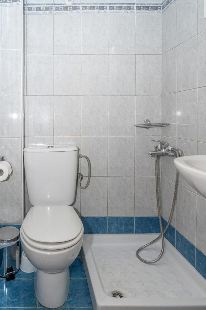 Kosmos Service Apartment Beautiful Studio 3 With Additional Cost Parking Tesalónica Exterior foto
