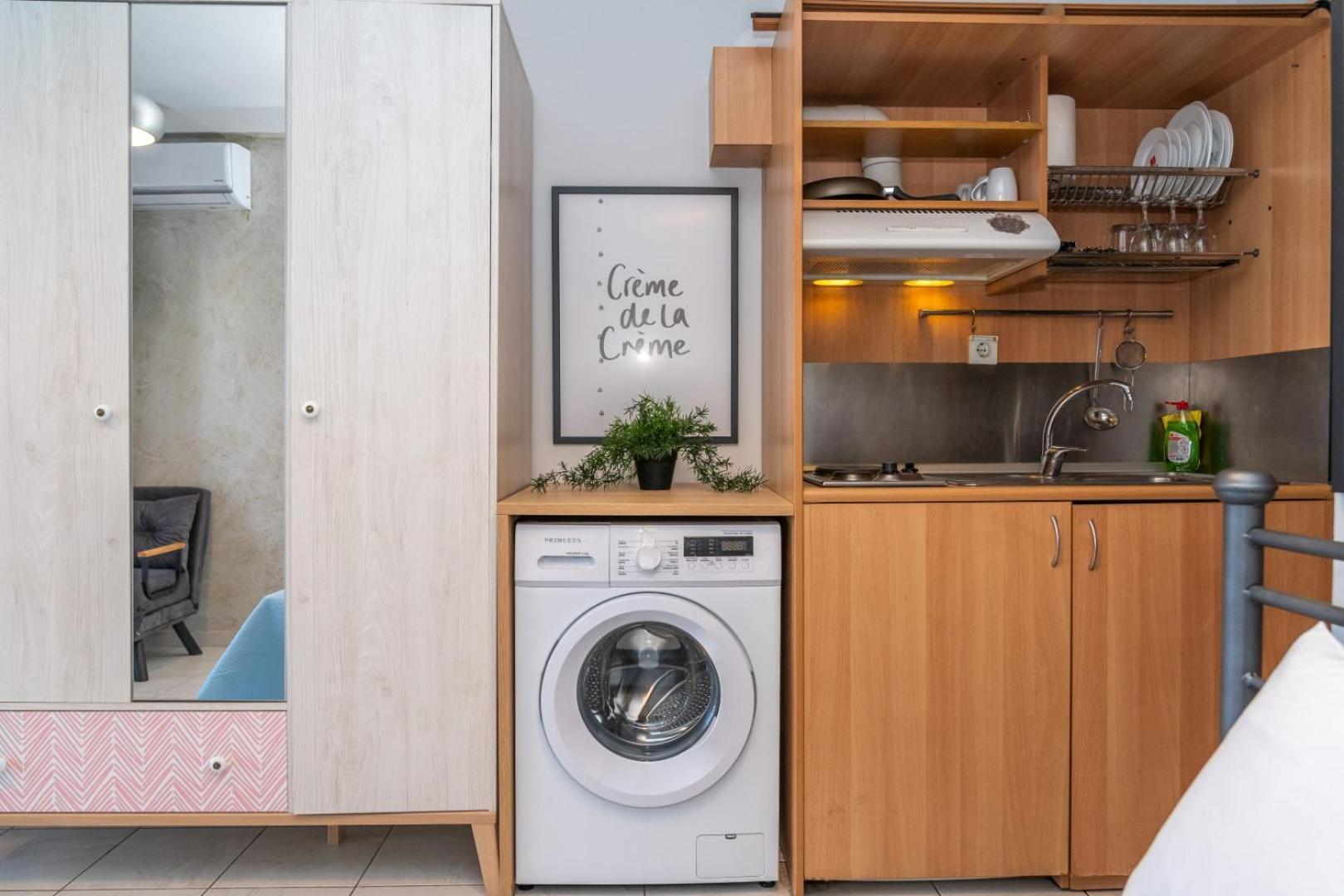 Kosmos Service Apartment Beautiful Studio 3 With Additional Cost Parking Tesalónica Exterior foto