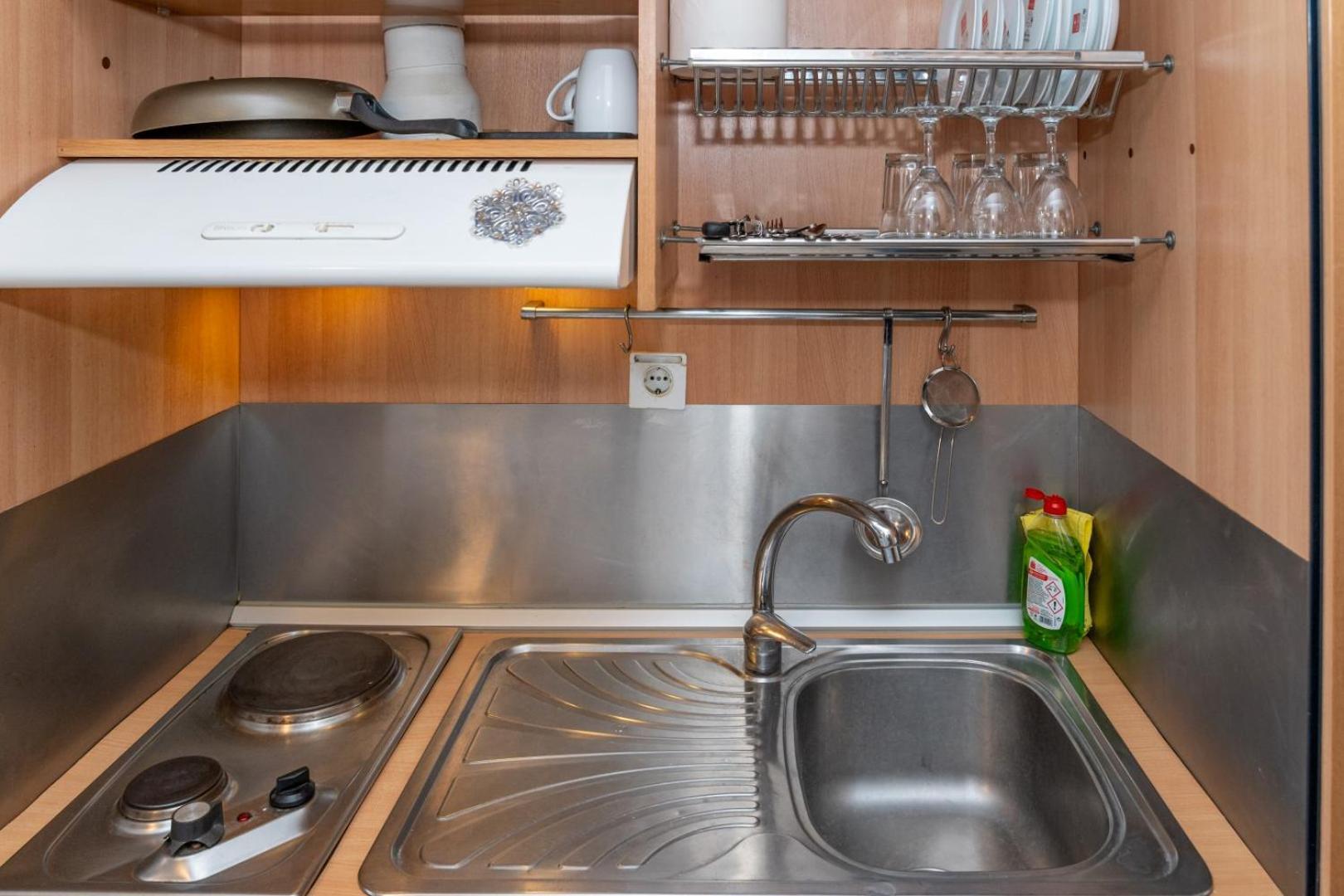 Kosmos Service Apartment Beautiful Studio 3 With Additional Cost Parking Tesalónica Exterior foto